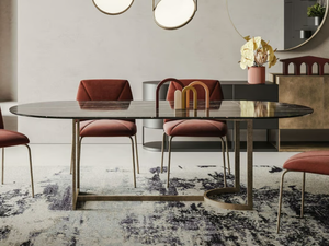 SLICE - Oval dining table with metal base - Table by Ronda Design