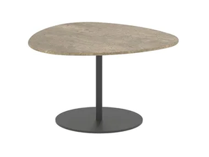 BUTLER - Triangular ceramic garden side table - Side table by Royal Botania