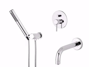 FUTURO - F6503 - Wall-mounted bathtub mixer with hand shower - Tap by Rubinetteria Giulini