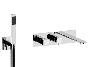 ICON-Q - Wall-mounted bathtub set with hand shower - Tap by Rubinetterie Mariani