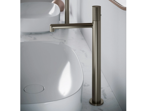 T30 - Countertop single handle brass washbasin mixer - Tap by Rubinetterie Treemme