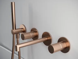 T30 - Single handle brass bathtub mixer with hand shower - Tap by Rubinetterie Treemme