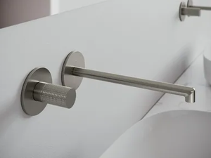 T30 - Wall-mounted single handle brass washbasin mixer - Tap by Rubinetterie Treemme