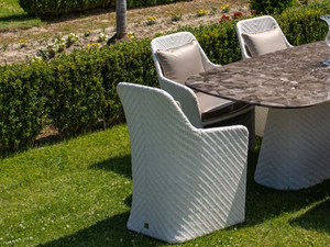 KENZIA - Resin garden chair with armrests - Chair by Samuele Mazza Outdoor