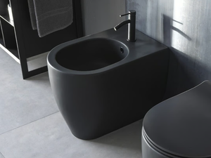 COLORS - Floor mounted ceramic bidet - Toilet seat by Scarabeo Ceramiche