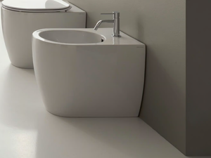 MOON - Ceramic bidet - Toilet seat by Scarabeo Ceramiche