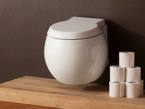 PLANET - Wall-hung ceramic toilet - Toilet seat by Scarabeo Ceramiche