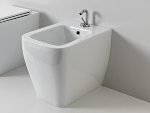 TEOREMA 2.0 - Floor mounted ceramic bidet - Toilet seat by Scarabeo Ceramiche