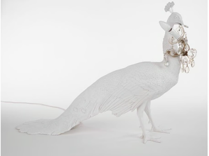 PEACOCK LAMP - LED resin table lamp - Table lamp by Seletti