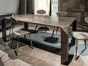 PRISM - Rectangular metal dining table - Table by Shake