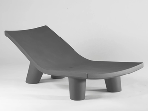 LOW LITA LOUNGE - Polyethylene chaise longue - Chair by SLIDE