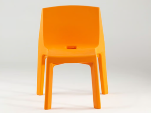 Q4 - Stackable polyethylene chair - Chair by SLIDE