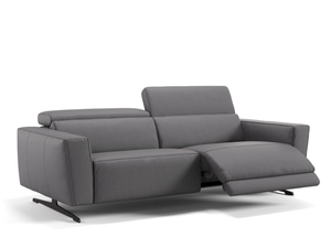 ALESSO - 3 seater sled base leather sofa - Sofa by Sofanella