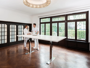 .CON AIR - Height-adjustable rectangular meeting table - Accessories by Spiegels