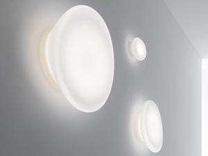DYNAMIC - LED opal glass wall light - Wall lamp by Stilnovo