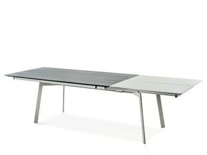 DANA - Extending dining table - Table by Sudbrock Möbelhandwerk