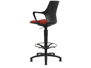 JOY 500 H - Swivel with 5-spoke base Nylon® stool with armrests - Stool by TALIN