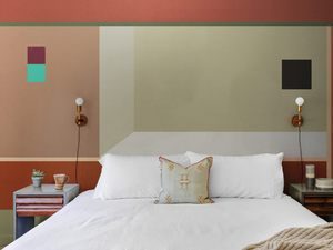 INTERACTION OF COLOUR - Geometric washable wallpaper - Wallpaper by Texturae