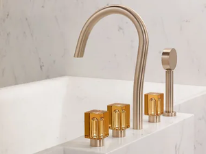 BEYOND CRYSTAL CHAMPAGNE - Bath mixer and handshower supplied by progressive cartridge mixer - Tap by THG Paris