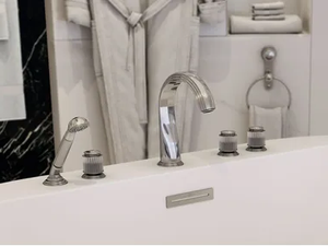 JAIPUR CRISTAL - Bath mixer and handshower supplied by progressive cartridge mixer - Tap by THG Paris