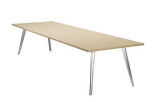 1545 - Rectangular wooden table - Table by Thonet