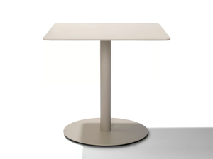 T-TABLE - Square ceramic garden table - Table by TRIBÙ