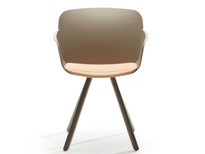 LIBERA ARMCHAIR - Polypropylene chair with armrests - Chair by VAGHI