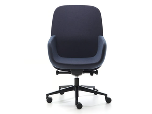 VIVA EXECUTIVE - Swivel easy chair with armrests - Armchair by VAGHI