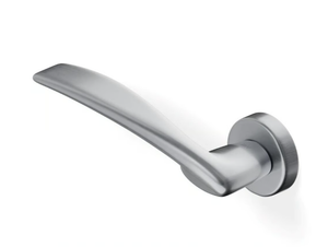 H1027 DAFNE - Brass door handle on rose - Finishes accessories by Valli