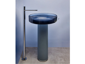 NILO - Freestanding round resin washbasin - Washbasin by Vallvé