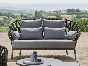 EMMA CROSS - 2 seater acrylic garden sofa - Sofa by Varaschin