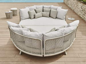 EMMA FAMILY - Synthetic fibre garden bed - Bed frame by Varaschin