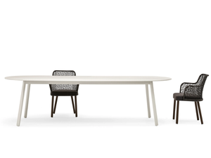 EMMA - Oval powder coated aluminium garden table - Table by Varaschin