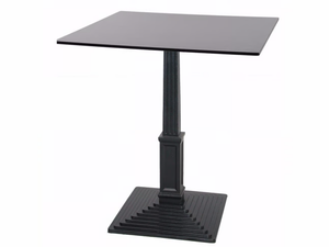 BAGRA-Q - Cast iron contract table - Table by Vela Arredamenti