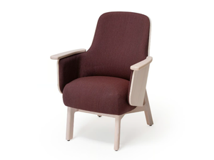BAHÍA - Beech armchair with armrests - Armchair by Vergés