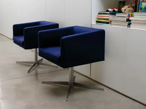 CUBICA - With 4-spoke base fabric chair with removable cover - Chair by Verzelloni