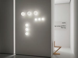PALLA - LED blown glass wall lamp - Wall lamp by Vesoi