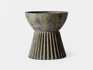 PLISSÉ STONE - Cement vase - Styling by Vical Home