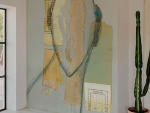L'ARCHIVISTA - Wallpaper with d.ecodura™ backing - Wallpaper by Wall&decò