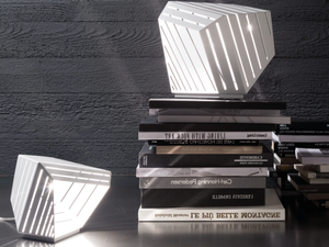 DADÌ - Iron table lamp - Table lamp by ZAVA