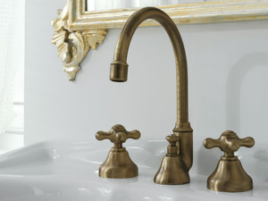 800 - Classic style 3 hole washbasin tap - Tap by ZAZZERI
