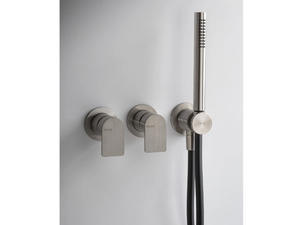 Q316 - Recessed stainless steel shower mixer with hand shower - Shower by ZAZZERI