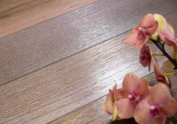 WHITE GOLD Powder and LILAC Mother of Pearl by Cadorin Group - view 2