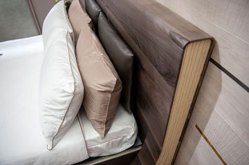 “Tomi de Legn” bed by Cadorin Group - view 3