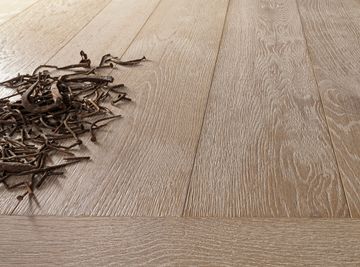 Antiqued Marble lime effect by Cadorin Group - view 2