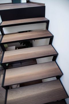 Staircase and accessories by Cadorin Group - view 8