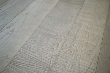 Saw cutting Sugar Paper by Cadorin Group - view 9