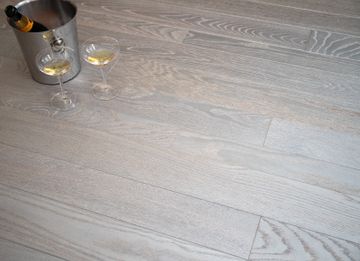 White Gold Powder Champagne by Cadorin Group - view 4