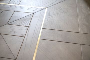 Turtledove Oak with metal inserts Pattern by Cadorin Group - view 4