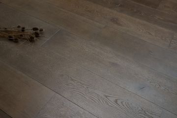 Contorta Quercus Medlar by Cadorin Group - view 4
